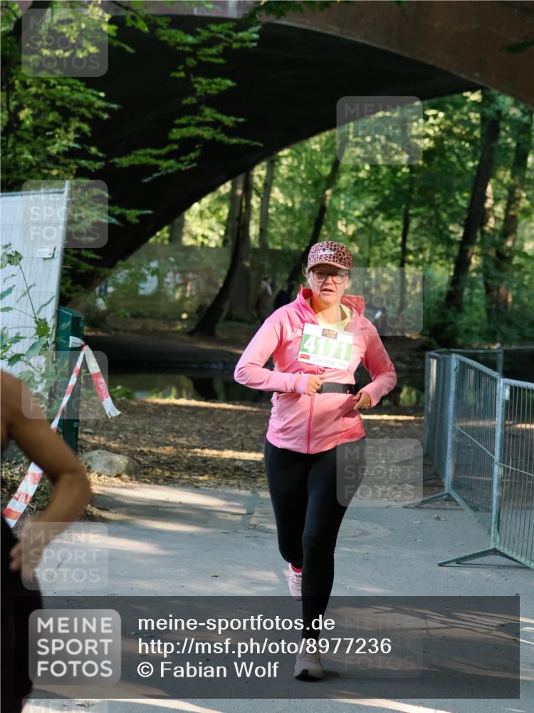 28.09.2025 - 33. Volkslauf durch das schöne Alstertal Fabian Wolf http://msf.ph/oto/8977236 28.09.2025 11:01:06 Laufen 4171 meine-sportfotos.de