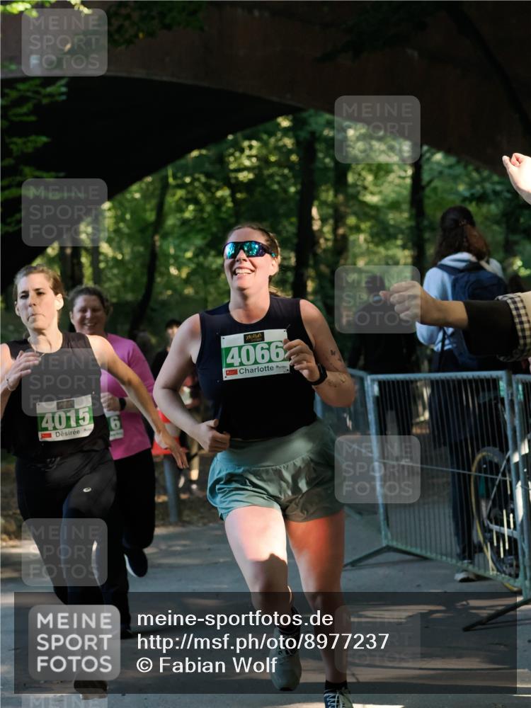 28.09.2025 - 33. Volkslauf durch das schöne Alstertal Fabian Wolf http://msf.ph/oto/8977237 28.09.2025 11:01:37 Laufen 4015, 6, 4066 meine-sportfotos.de
