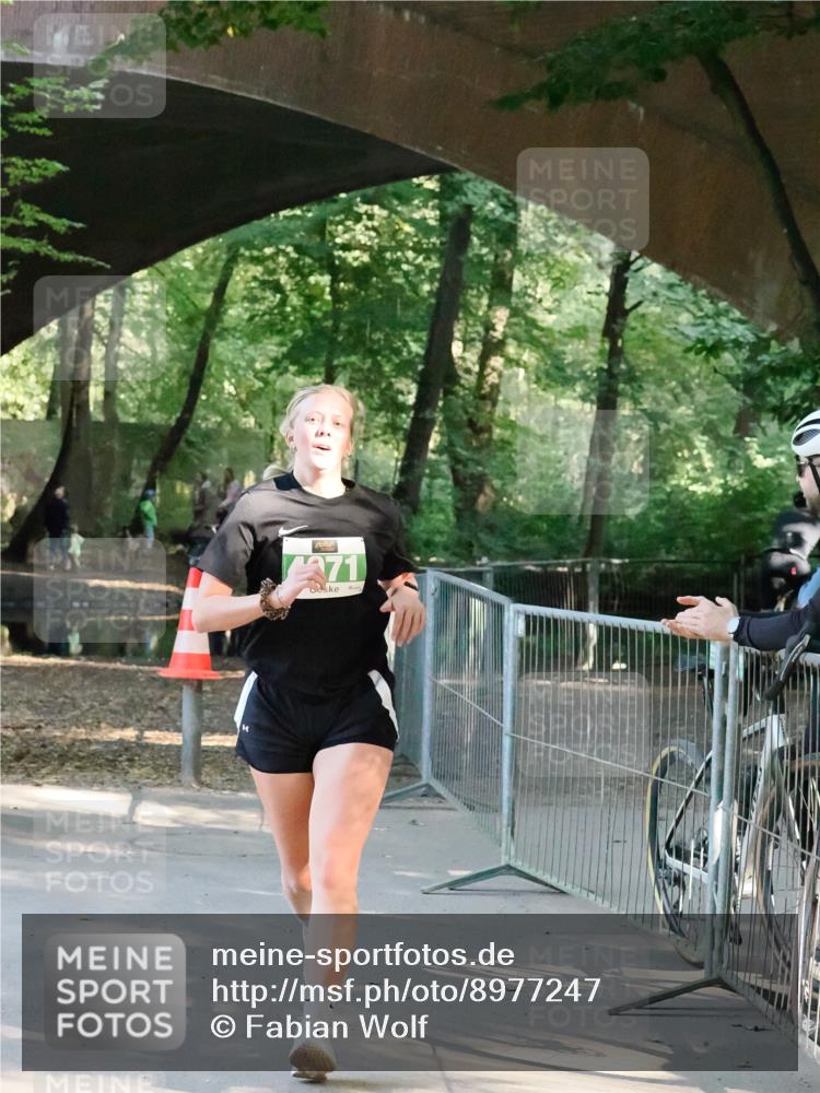 28.09.2025 - 33. Volkslauf durch das schöne Alstertal Fabian Wolf http://msf.ph/oto/8977247 28.09.2025 11:03:25 Laufen 71 meine-sportfotos.de