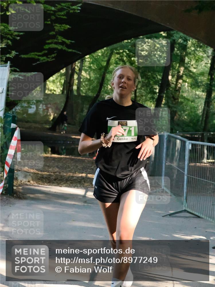 28.09.2025 - 33. Volkslauf durch das schöne Alstertal Fabian Wolf http://msf.ph/oto/8977249 28.09.2025 11:03:26 Laufen 71, 12 meine-sportfotos.de