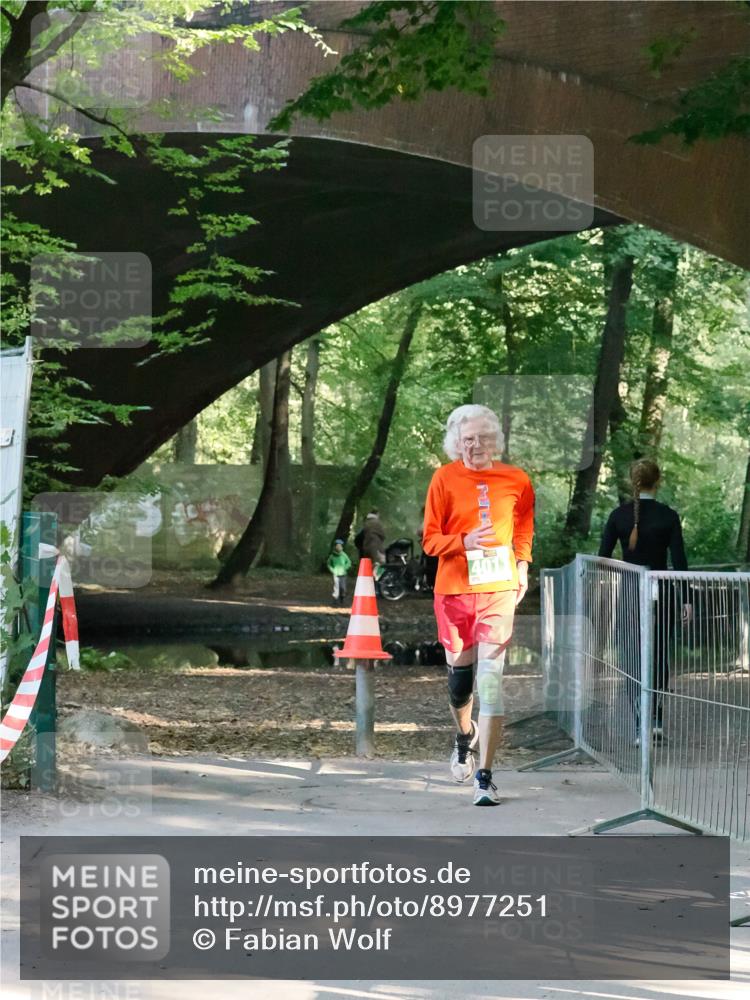 28.09.2025 - 33. Volkslauf durch das schöne Alstertal Fabian Wolf http://msf.ph/oto/8977251 28.09.2025 11:03:50 Laufen  meine-sportfotos.de