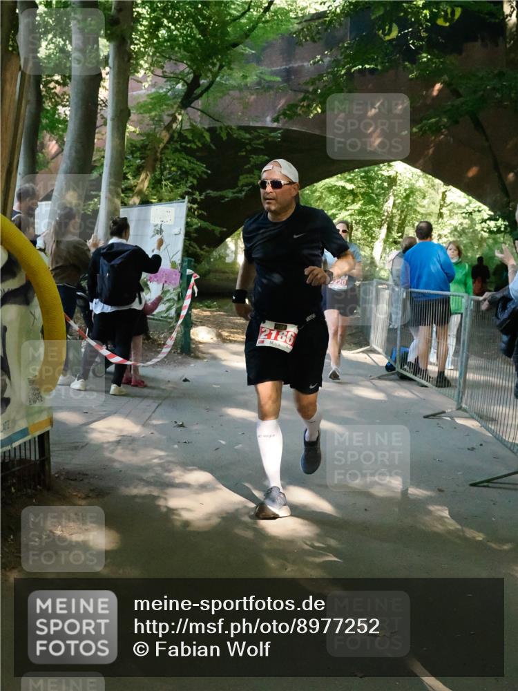 28.09.2025 - 33. Volkslauf durch das schöne Alstertal Fabian Wolf http://msf.ph/oto/8977252 28.09.2025 12:37:39 Laufen 2186 meine-sportfotos.de