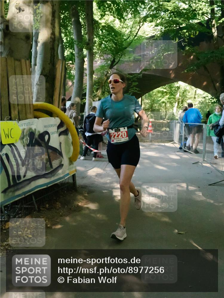 28.09.2025 - 33. Volkslauf durch das schöne Alstertal Fabian Wolf http://msf.ph/oto/8977256 28.09.2025 12:37:42 Laufen 2220 meine-sportfotos.de