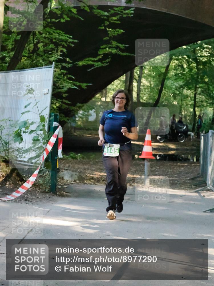 28.09.2025 - 33. Volkslauf durch das schöne Alstertal Fabian Wolf http://msf.ph/oto/8977290 28.09.2025 11:09:09 Laufen 4145 meine-sportfotos.de