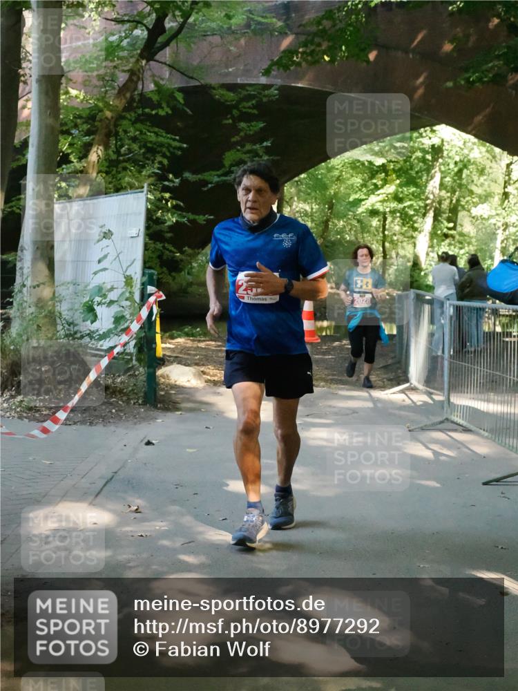 28.09.2025 - 33. Volkslauf durch das schöne Alstertal Fabian Wolf http://msf.ph/oto/8977292 28.09.2025 12:39:11 Laufen 2028 meine-sportfotos.de