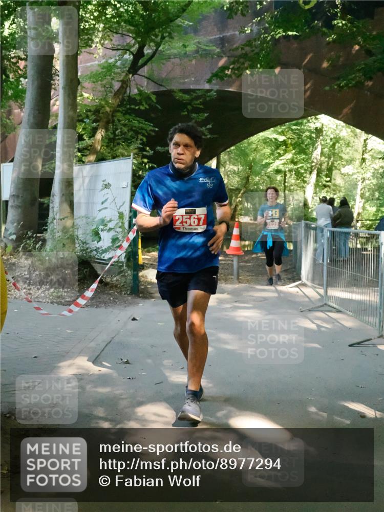 28.09.2025 - 33. Volkslauf durch das schöne Alstertal Fabian Wolf http://msf.ph/oto/8977294 28.09.2025 12:39:12 Laufen 2567, 2028 meine-sportfotos.de