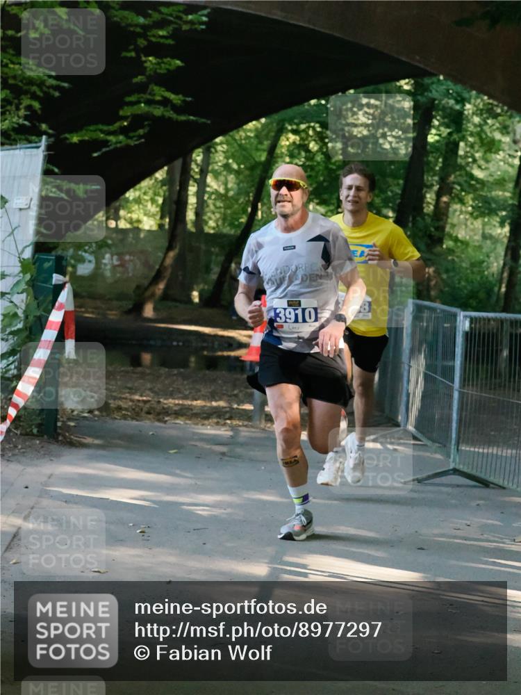 28.09.2025 - 33. Volkslauf durch das schöne Alstertal Fabian Wolf http://msf.ph/oto/8977297 28.09.2025 11:10:42 Laufen 3910 meine-sportfotos.de