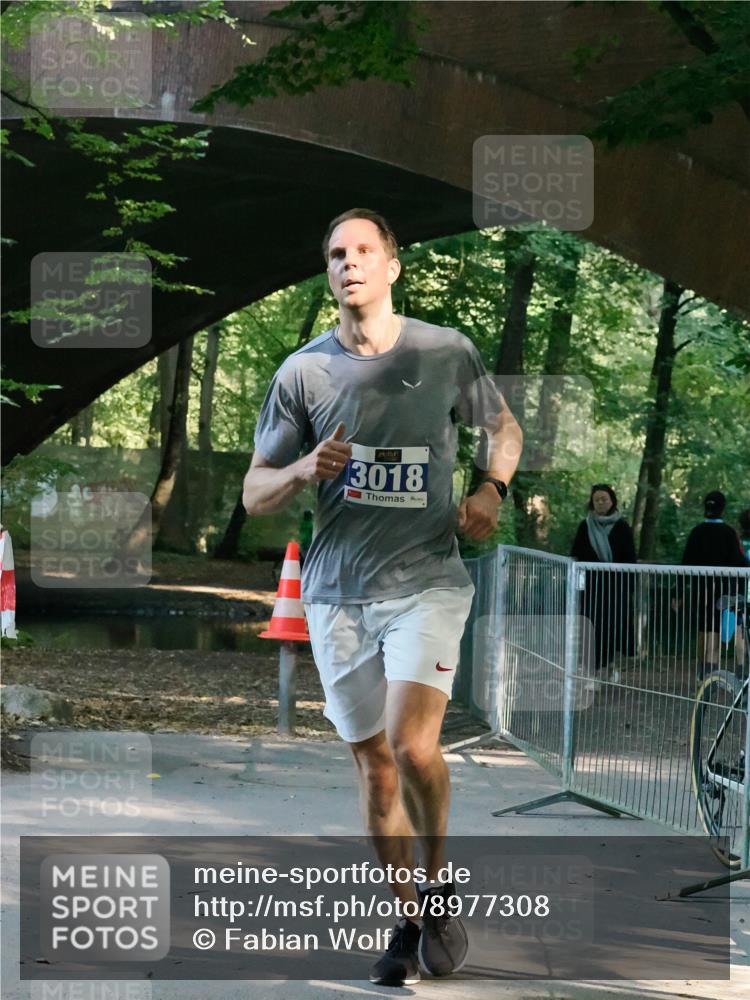 28.09.2025 - 33. Volkslauf durch das schöne Alstertal Fabian Wolf http://msf.ph/oto/8977308 28.09.2025 11:11:50 Laufen 3018 meine-sportfotos.de