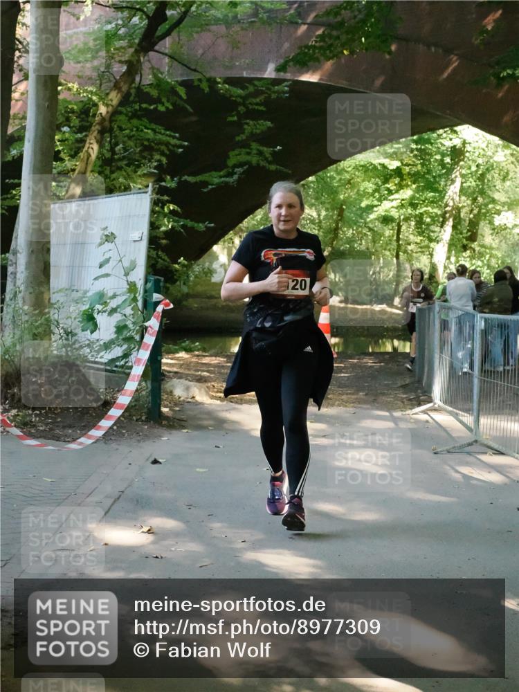 28.09.2025 - 33. Volkslauf durch das schöne Alstertal Fabian Wolf http://msf.ph/oto/8977309 28.09.2025 12:40:18 Laufen 20 meine-sportfotos.de