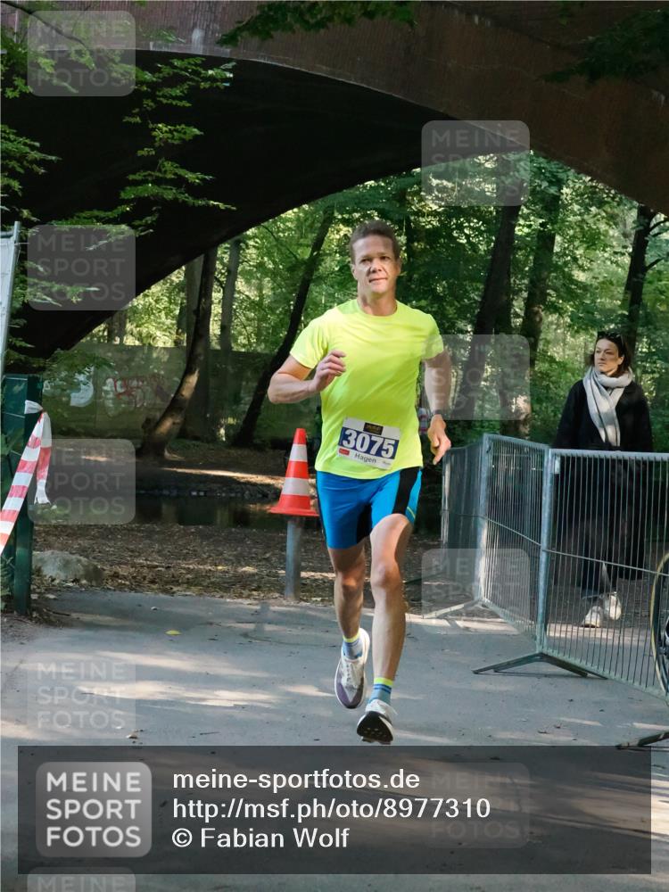 28.09.2025 - 33. Volkslauf durch das schöne Alstertal Fabian Wolf http://msf.ph/oto/8977310 28.09.2025 11:11:56 Laufen 3075 meine-sportfotos.de