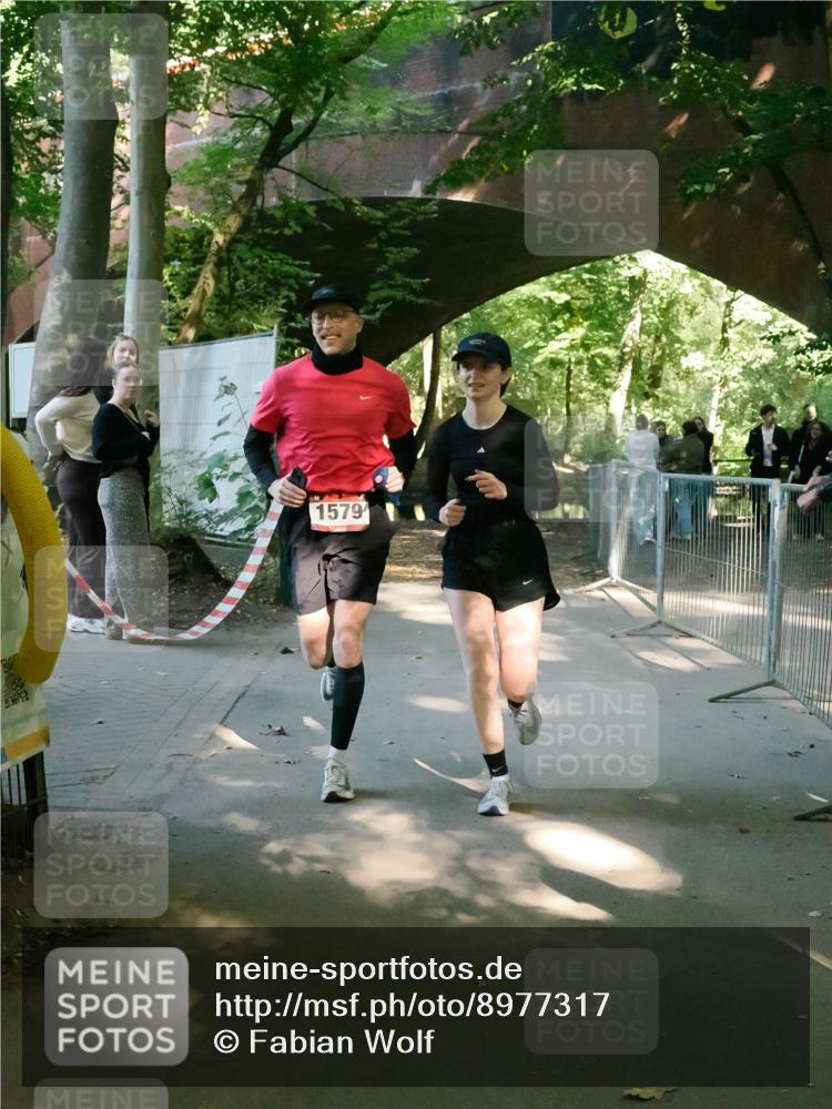 28.09.2025 - 33. Volkslauf durch das schöne Alstertal Fabian Wolf http://msf.ph/oto/8977317 28.09.2025 12:40:31 Laufen 1579 meine-sportfotos.de