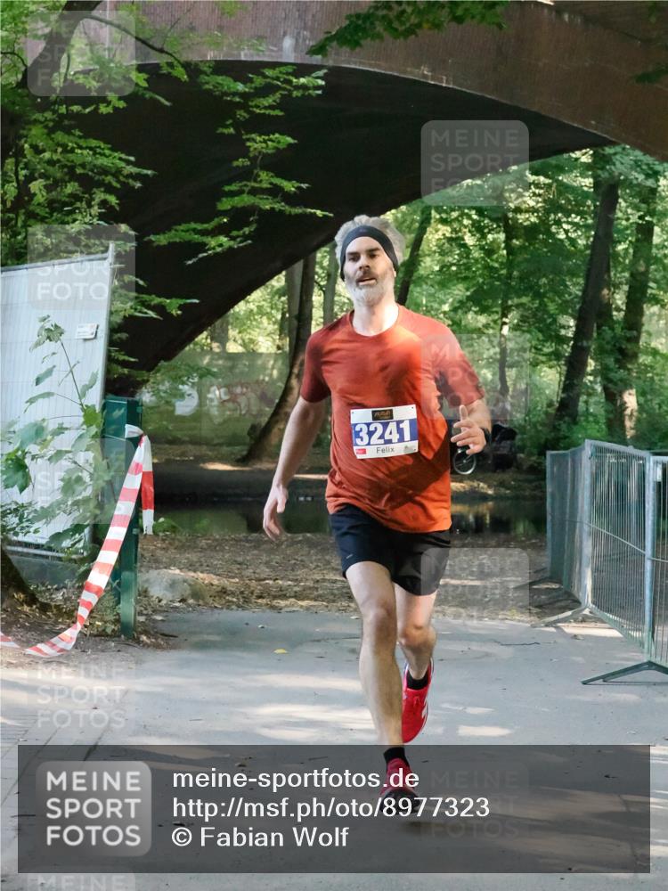 28.09.2025 - 33. Volkslauf durch das schöne Alstertal Fabian Wolf http://msf.ph/oto/8977323 28.09.2025 11:13:28 Laufen 3241 meine-sportfotos.de