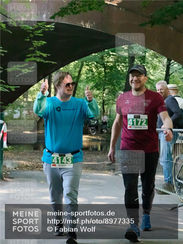 28.09.2025 - 33. Volkslauf durch das schöne Alstertal Fabian Wolf http://msf.ph/oto/8977335 28.09.2025 11:14:10 Laufen 4143, 30, 4172 meine-sportfotos.de
