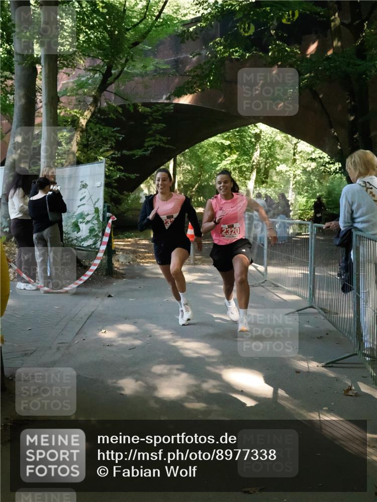 28.09.2025 - 33. Volkslauf durch das schöne Alstertal Fabian Wolf http://msf.ph/oto/8977338 28.09.2025 12:42:00 Laufen 2320 meine-sportfotos.de