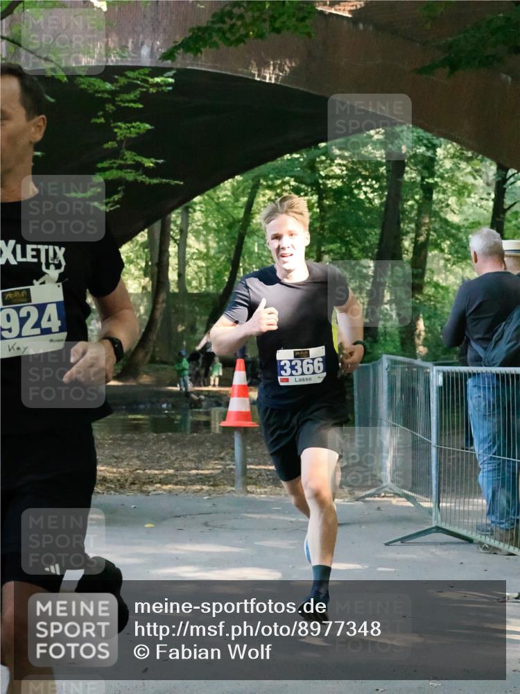 28.09.2025 - 33. Volkslauf durch das schöne Alstertal Fabian Wolf http://msf.ph/oto/8977348 28.09.2025 11:14:44 Laufen 924, 3366 meine-sportfotos.de