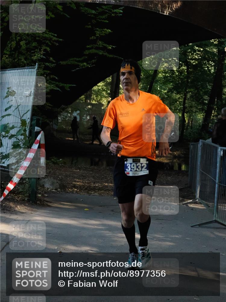 28.09.2025 - 33. Volkslauf durch das schöne Alstertal Fabian Wolf http://msf.ph/oto/8977356 28.09.2025 11:16:31 Laufen 3932 meine-sportfotos.de