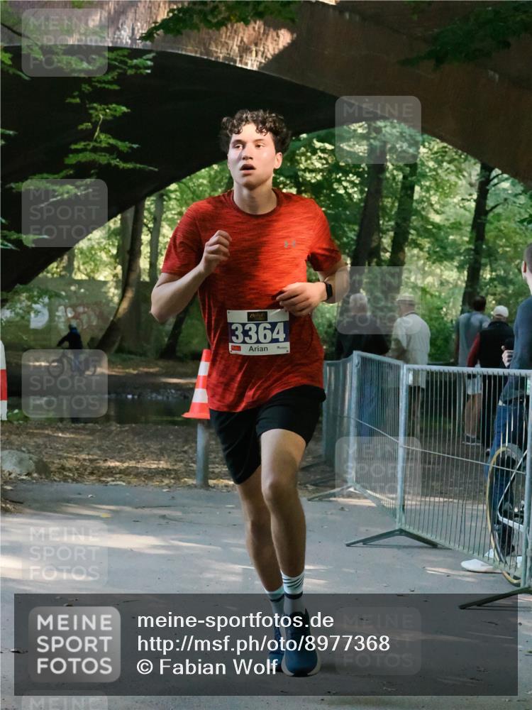28.09.2025 - 33. Volkslauf durch das schöne Alstertal Fabian Wolf http://msf.ph/oto/8977368 28.09.2025 11:18:09 Laufen 3364 meine-sportfotos.de
