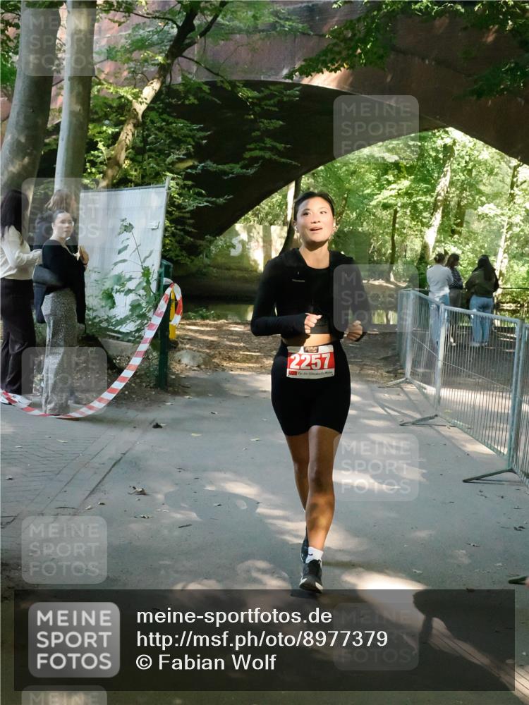 28.09.2025 - 33. Volkslauf durch das schöne Alstertal Fabian Wolf http://msf.ph/oto/8977379 28.09.2025 12:43:07 Laufen 2257 meine-sportfotos.de