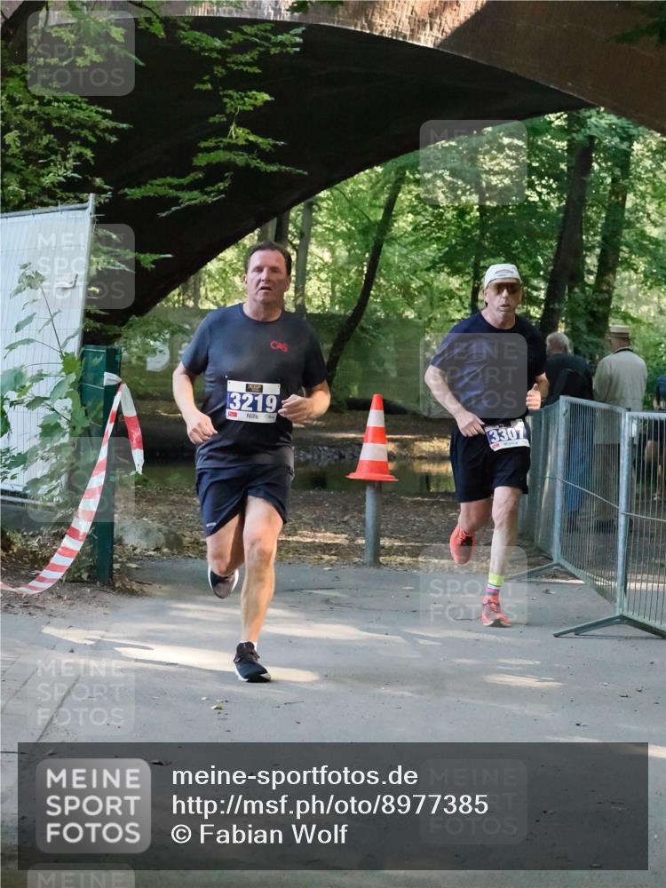 28.09.2025 - 33. Volkslauf durch das schöne Alstertal Fabian Wolf http://msf.ph/oto/8977385 28.09.2025 11:19:45 Laufen 3219, 3307 meine-sportfotos.de