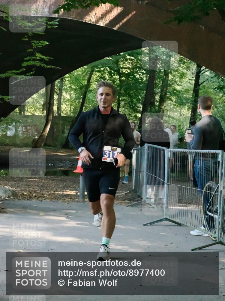 28.09.2025 - 33. Volkslauf durch das schöne Alstertal Fabian Wolf http://msf.ph/oto/8977400 28.09.2025 11:21:17 Laufen 317 meine-sportfotos.de
