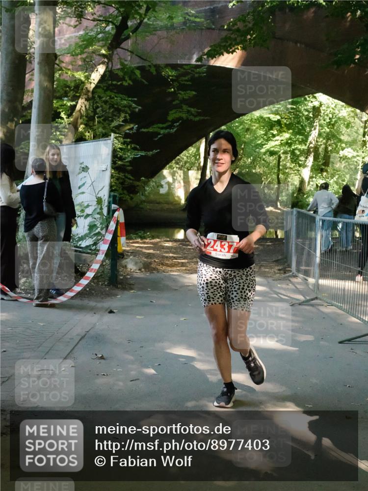 28.09.2025 - 33. Volkslauf durch das schöne Alstertal Fabian Wolf http://msf.ph/oto/8977403 28.09.2025 12:43:46 Laufen 2437 meine-sportfotos.de