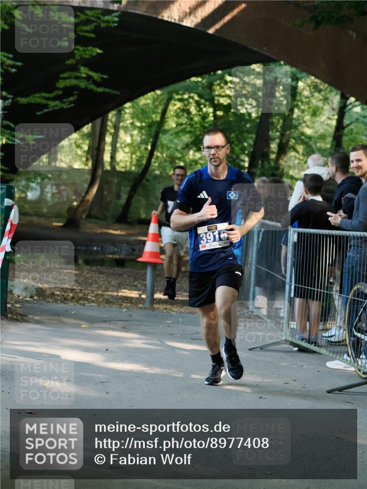 28.09.2025 - 33. Volkslauf durch das schöne Alstertal Fabian Wolf http://msf.ph/oto/8977408 28.09.2025 11:21:41 Laufen 3916 meine-sportfotos.de