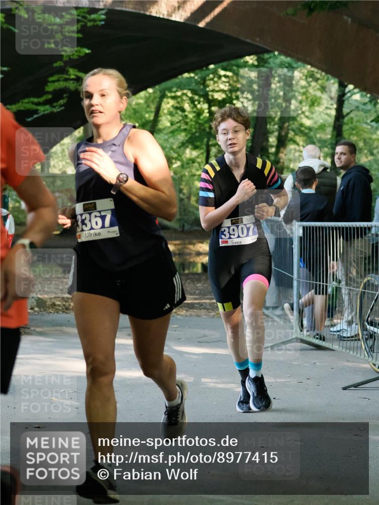 28.09.2025 - 33. Volkslauf durch das schöne Alstertal Fabian Wolf http://msf.ph/oto/8977415 28.09.2025 11:21:54 Laufen 3367, 3907 meine-sportfotos.de