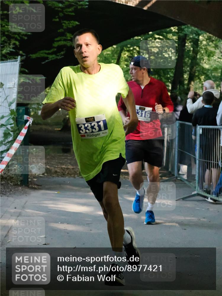 28.09.2025 - 33. Volkslauf durch das schöne Alstertal Fabian Wolf http://msf.ph/oto/8977421 28.09.2025 11:22:25 Laufen 3331, 316 meine-sportfotos.de