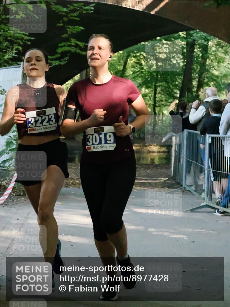 28.09.2025 - 33. Volkslauf durch das schöne Alstertal Fabian Wolf http://msf.ph/oto/8977428 28.09.2025 11:22:30 Laufen 3223, 3019 meine-sportfotos.de