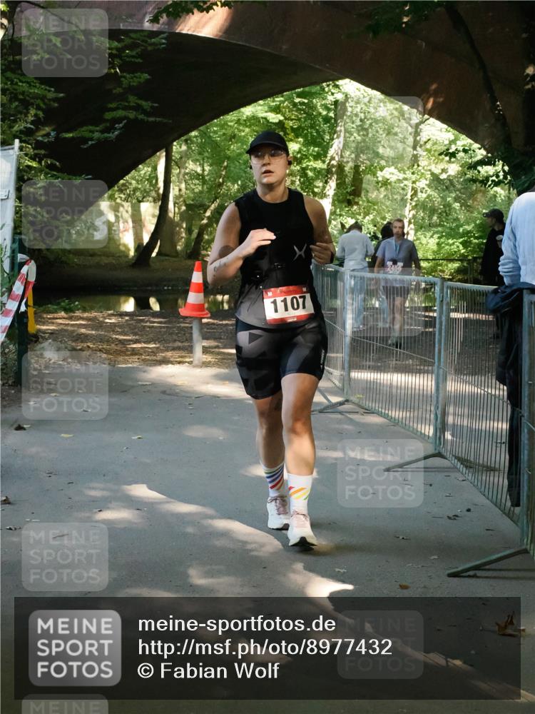 28.09.2025 - 33. Volkslauf durch das schöne Alstertal Fabian Wolf http://msf.ph/oto/8977432 28.09.2025 12:44:42 Laufen 1107 meine-sportfotos.de