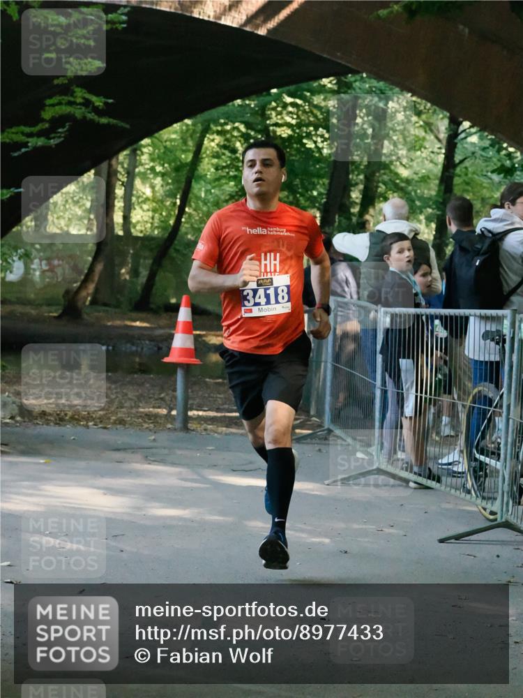 28.09.2025 - 33. Volkslauf durch das schöne Alstertal Fabian Wolf http://msf.ph/oto/8977433 28.09.2025 11:22:55 Laufen 3418 meine-sportfotos.de