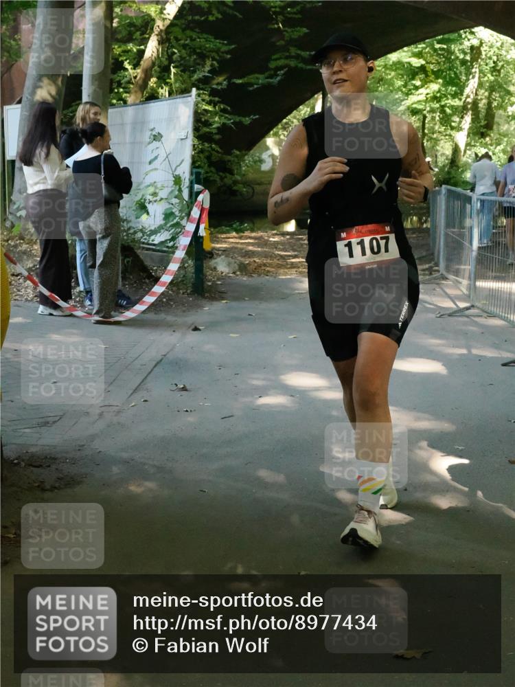 28.09.2025 - 33. Volkslauf durch das schöne Alstertal Fabian Wolf http://msf.ph/oto/8977434 28.09.2025 12:44:42 Laufen 1107 meine-sportfotos.de