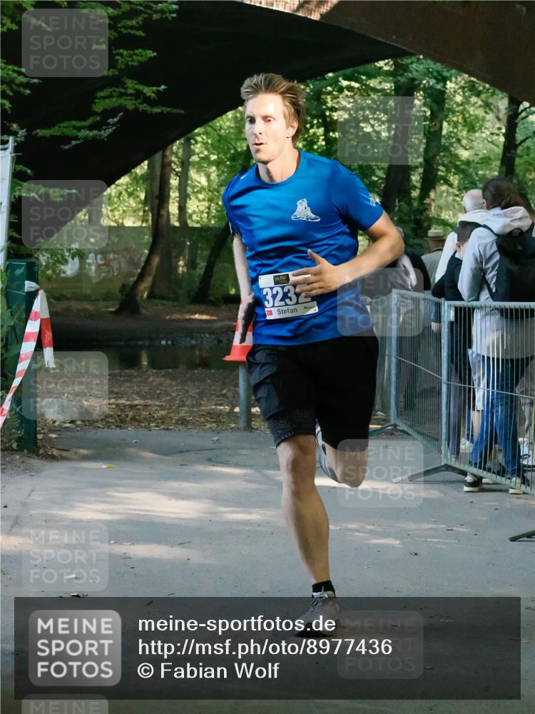 28.09.2025 - 33. Volkslauf durch das schöne Alstertal Fabian Wolf http://msf.ph/oto/8977436 28.09.2025 11:23:10 Laufen 3232 meine-sportfotos.de