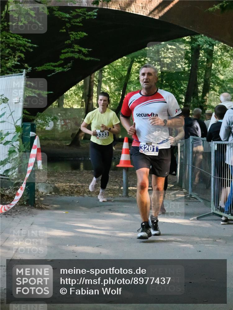 28.09.2025 - 33. Volkslauf durch das schöne Alstertal Fabian Wolf http://msf.ph/oto/8977437 28.09.2025 11:23:17 Laufen 3333, 3201 meine-sportfotos.de