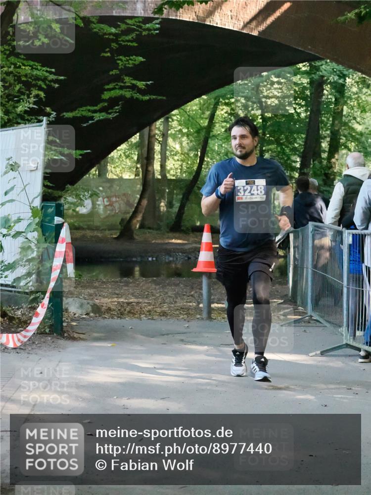 28.09.2025 - 33. Volkslauf durch das schöne Alstertal Fabian Wolf http://msf.ph/oto/8977440 28.09.2025 11:23:23 Laufen 3248 meine-sportfotos.de