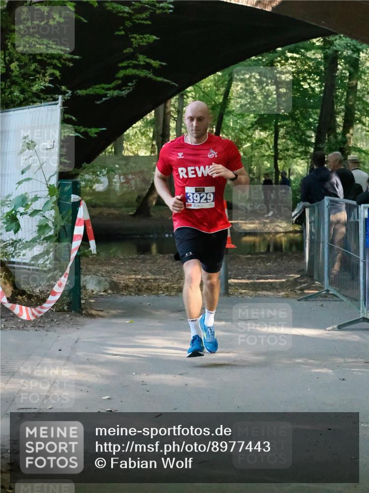 28.09.2025 - 33. Volkslauf durch das schöne Alstertal Fabian Wolf http://msf.ph/oto/8977443 28.09.2025 11:23:29 Laufen 3929 meine-sportfotos.de