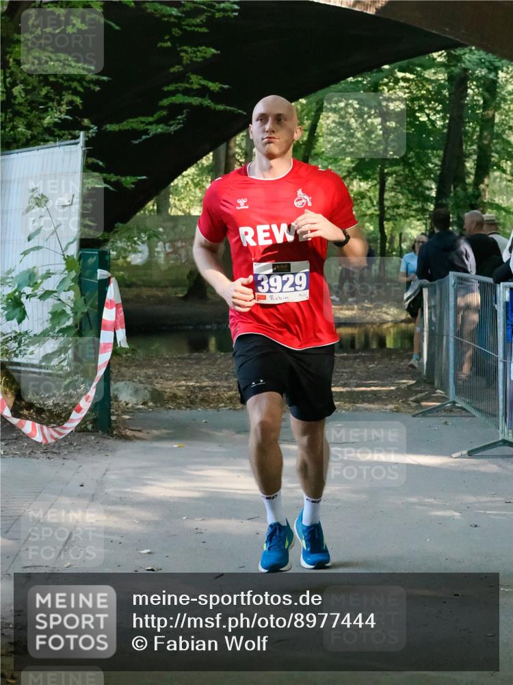 28.09.2025 - 33. Volkslauf durch das schöne Alstertal Fabian Wolf http://msf.ph/oto/8977444 28.09.2025 11:23:30 Laufen 3929 meine-sportfotos.de