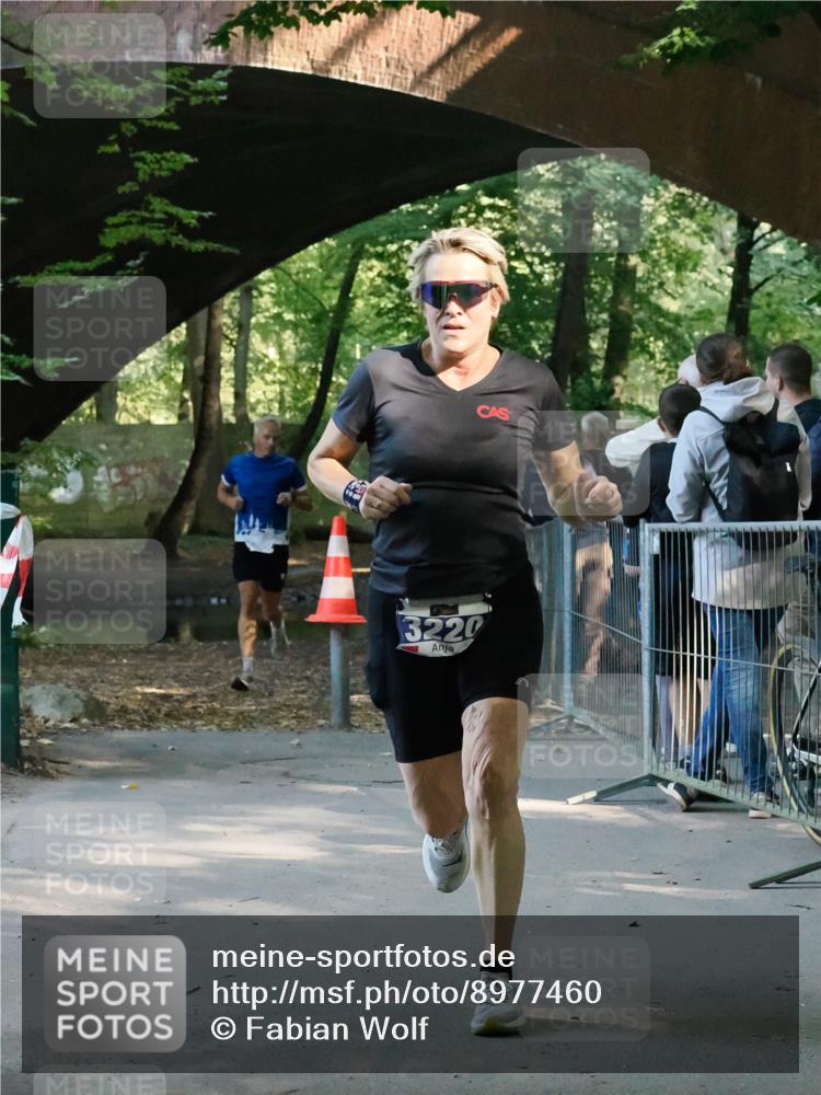 28.09.2025 - 33. Volkslauf durch das schöne Alstertal Fabian Wolf http://msf.ph/oto/8977460 28.09.2025 11:24:18 Laufen 3220 meine-sportfotos.de