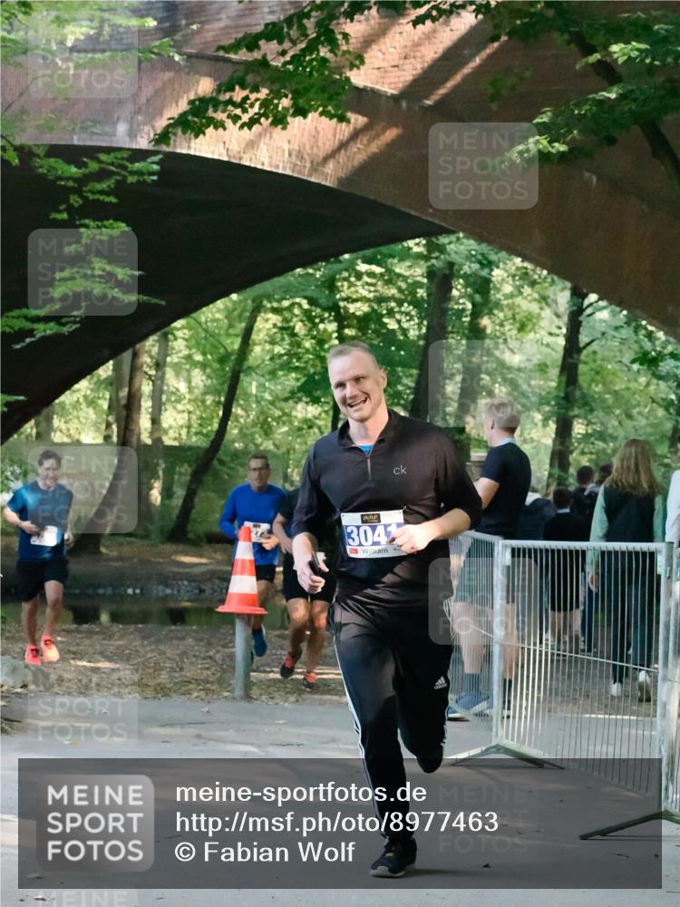 28.09.2025 - 33. Volkslauf durch das schöne Alstertal Fabian Wolf http://msf.ph/oto/8977463 28.09.2025 11:24:47 Laufen 304 meine-sportfotos.de