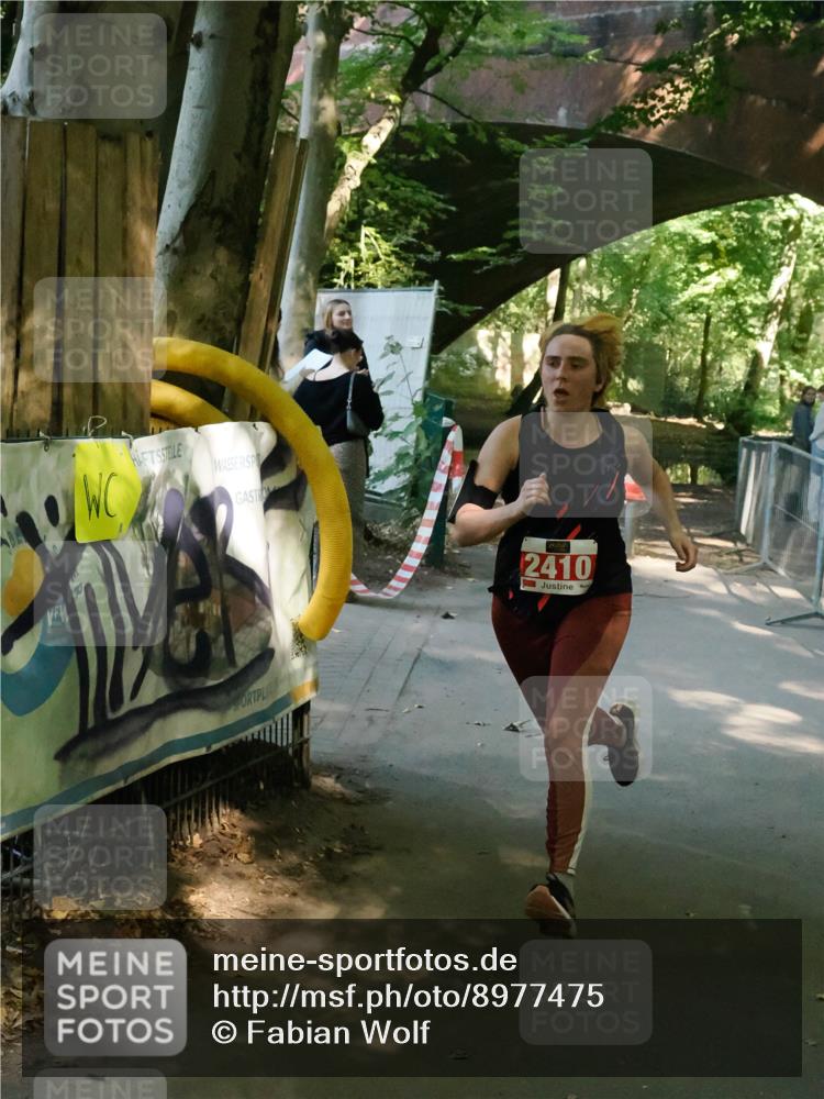 28.09.2025 - 33. Volkslauf durch das schöne Alstertal Fabian Wolf http://msf.ph/oto/8977475 28.09.2025 12:48:39 Laufen 2410 meine-sportfotos.de