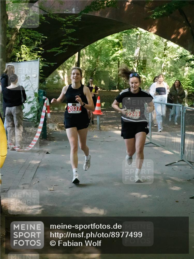 28.09.2025 - 33. Volkslauf durch das schöne Alstertal Fabian Wolf http://msf.ph/oto/8977499 28.09.2025 12:52:01 Laufen 2037, 2249 meine-sportfotos.de