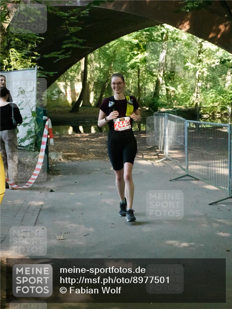 28.09.2025 - 33. Volkslauf durch das schöne Alstertal Fabian Wolf http://msf.ph/oto/8977501 28.09.2025 12:52:05 Laufen 2440 meine-sportfotos.de