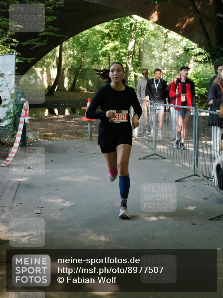 28.09.2025 - 33. Volkslauf durch das schöne Alstertal Fabian Wolf http://msf.ph/oto/8977507 28.09.2025 12:52:46 Laufen 399, 62 meine-sportfotos.de
