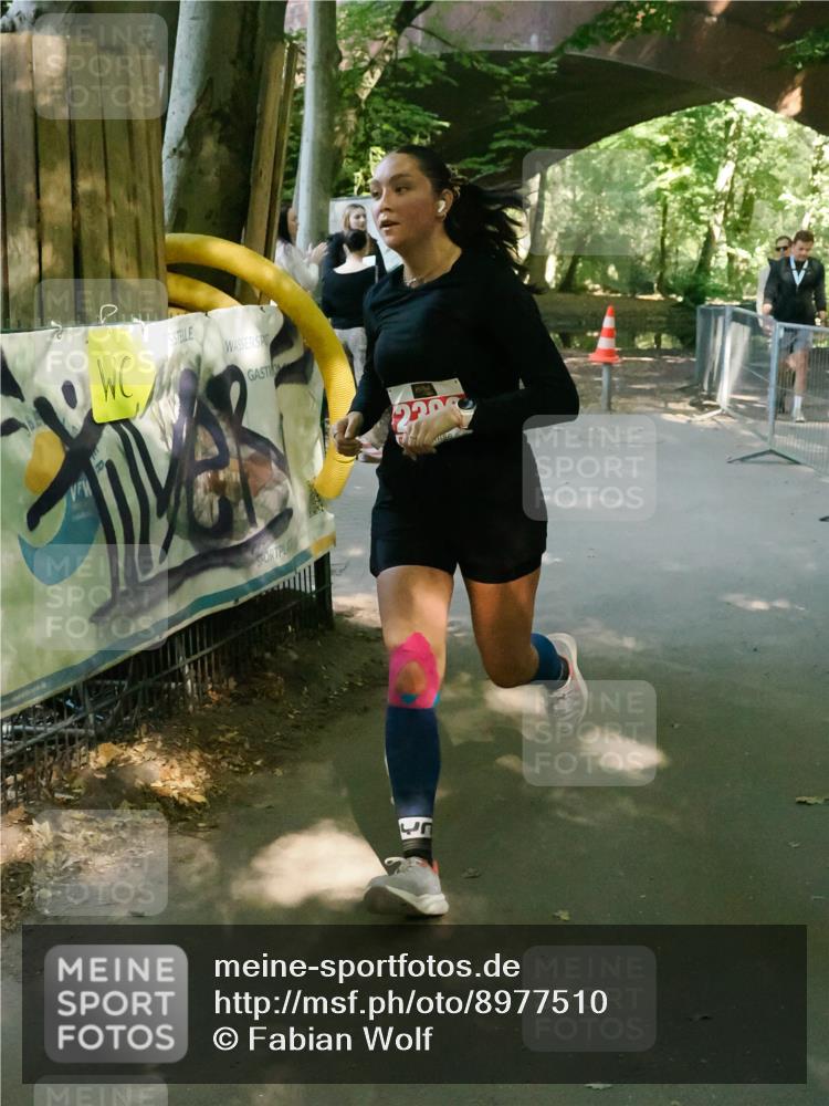 28.09.2025 - 33. Volkslauf durch das schöne Alstertal Fabian Wolf http://msf.ph/oto/8977510 28.09.2025 12:52:47 Laufen 220 meine-sportfotos.de