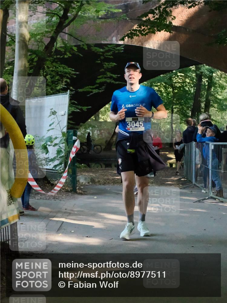 28.09.2025 - 33. Volkslauf durch das schöne Alstertal Fabian Wolf http://msf.ph/oto/8977511 28.09.2025 11:27:36 Laufen 3045 meine-sportfotos.de