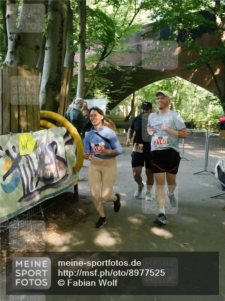 28.09.2025 - 33. Volkslauf durch das schöne Alstertal Fabian Wolf http://msf.ph/oto/8977525 28.09.2025 12:55:07 Laufen 2193, 122, 2148 meine-sportfotos.de