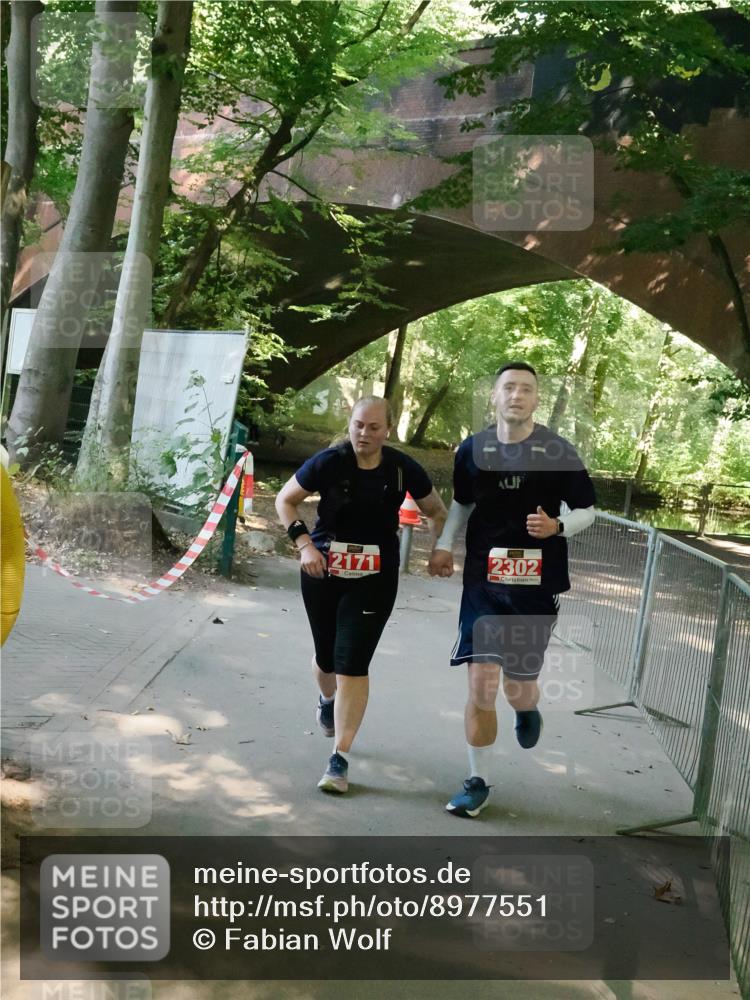 28.09.2025 - 33. Volkslauf durch das schöne Alstertal Fabian Wolf http://msf.ph/oto/8977551 28.09.2025 12:59:33 Laufen 2171, 2302 meine-sportfotos.de