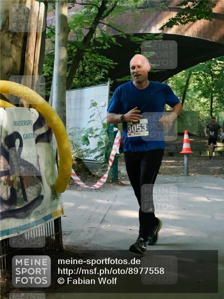 28.09.2025 - 33. Volkslauf durch das schöne Alstertal Fabian Wolf http://msf.ph/oto/8977558 28.09.2025 11:29:50 Laufen 3053 meine-sportfotos.de