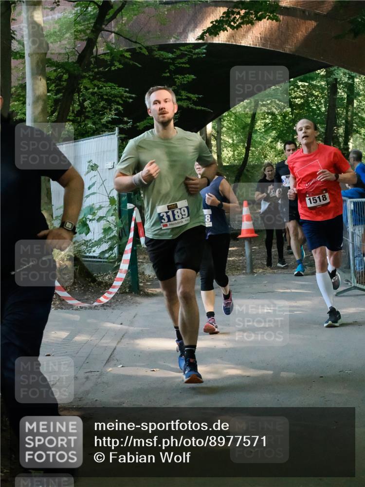 28.09.2025 - 33. Volkslauf durch das schöne Alstertal Fabian Wolf http://msf.ph/oto/8977571 28.09.2025 11:30:01 Laufen 3189, 1518 meine-sportfotos.de