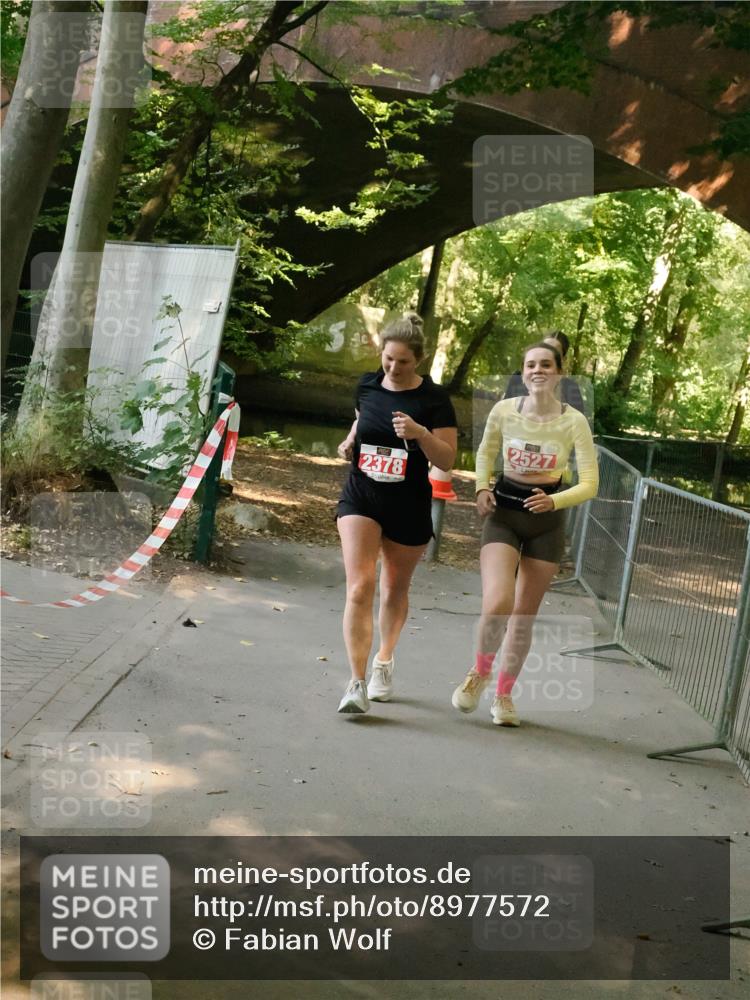 28.09.2025 - 33. Volkslauf durch das schöne Alstertal Fabian Wolf http://msf.ph/oto/8977572 28.09.2025 13:02:02 Laufen 2378, 2527 meine-sportfotos.de